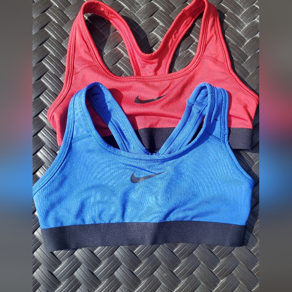 Nike Kids Sports Bra Red Blue small EUC